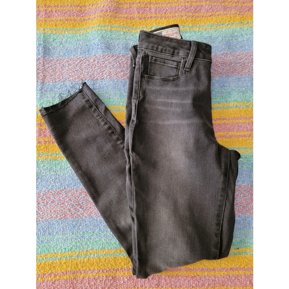 NWT GAP Women's Universal Jeggings